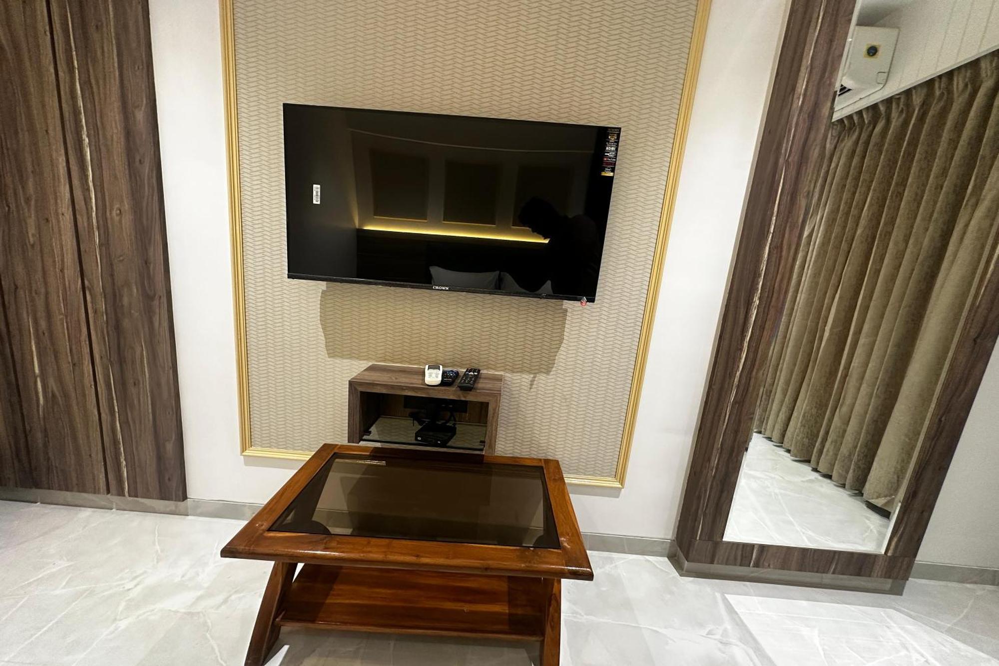 Hotel Kushala Grand, Dombivali Mangrul Zewnętrze zdjęcie