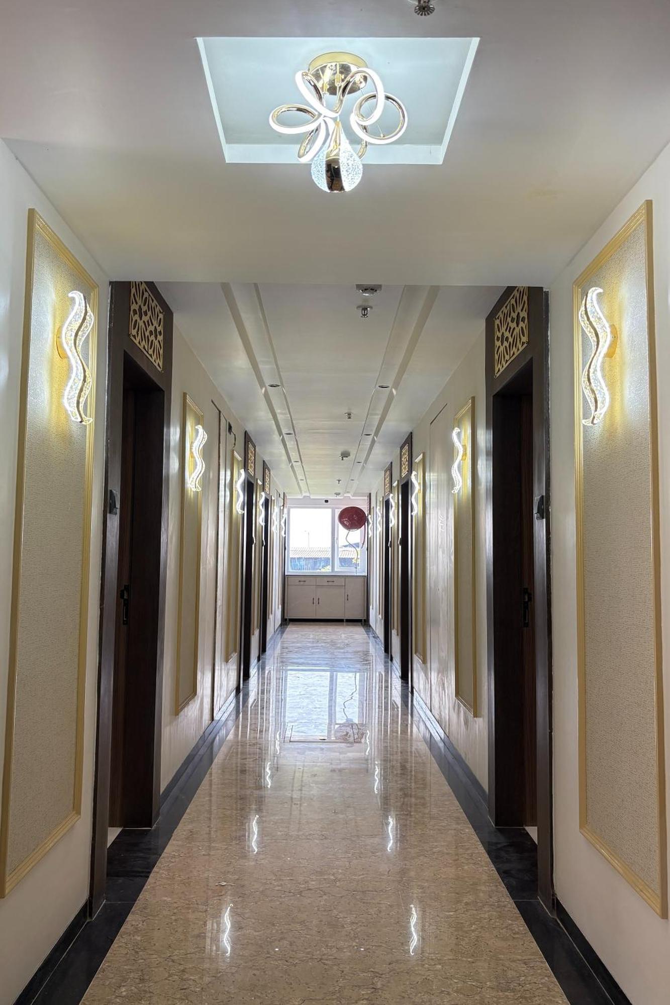 Hotel Kushala Grand, Dombivali Mangrul Zewnętrze zdjęcie